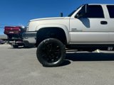 Used 2007 Chevrolet Silverado 2500 LT w/ Heavy-Duty Power Package image 2