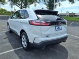 Used 2020 Ford Edge SE image 5