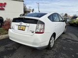 Used 2005 Toyota Prius w/ Pkg 6 image 2
