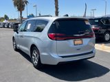 Certified 2023 Chrysler Pacifica Limited image 4