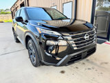 Used 2024 Nissan Rogue SV image 2