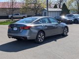 Used 2022 Nissan Altima 2.5 SV w/ SV Premium Package image 3