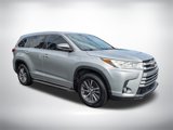Used 2017 Toyota Highlander XLE image 2