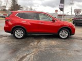 Used 2017 Nissan Rogue SV image 6