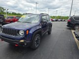 Used 2016 Jeep Renegade Trailhawk image 3