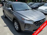 Used 2019 Hyundai Santa Fe SE image 3