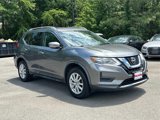 Used 2018 Nissan Rogue SV image 2