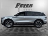 New 2025 Lincoln Nautilus Premier image 4