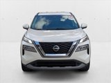 Used 2022 Nissan Rogue SV image 2