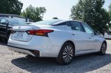 Used 2024 Nissan Altima 2.5 SV image 4