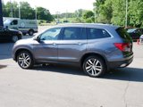 Used 2017 Honda Pilot Touring image 5