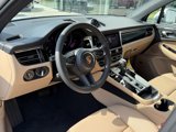 Certified 2025 Porsche Macan image 4