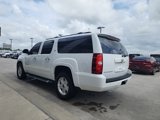 Used 2011 Chevrolet Suburban LT image 4