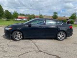 Used 2018 Ford Fusion SE image 2