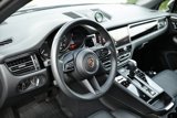 Certified 2024 Porsche Macan image 4