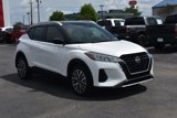 Used 2022 Nissan Kicks SV image 3