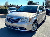 Used 2014 Chrysler Town & Country Limited w/ Luxury Group image 4