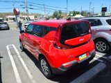 Used 2022 Kia Soul LX image 3