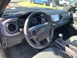 Used 2022 Toyota Tacoma TRD Off-Road w/ TRD Premium Off Road Package image 5
