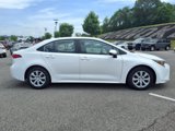 Used 2022 Toyota Corolla LE image 3