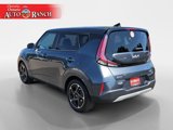 Used 2023 Kia Soul EX image 3