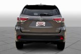 Used 2014 Toyota Highlander XLE image 4