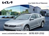 Used 2018 Volkswagen Passat 2.0T SE image 1
