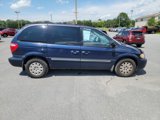 Used 2006 Chrysler Town & Country w/ Popular Equipment Group I image 6