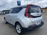 Used 2021 Kia Soul S image 3