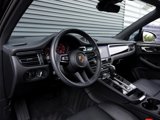 Certified 2024 Porsche Macan image 4