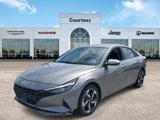 Used 2023 Hyundai Elantra SEL w/ Convenience Package image 2