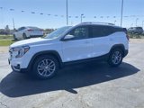 Used 2024 GMC Terrain SLT image 2