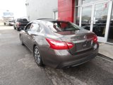 Used 2017 Nissan Altima 2.5 SL w/ Moonroof Package image 4