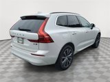 Used 2022 Volvo XC60 B5 Momentum image 6