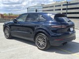 Used 2023 Porsche Cayenne image 3