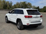 Used 2021 Jeep Grand Cherokee Limited w/ Luxury Group II image 3