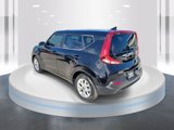 Used 2022 Kia Soul LX w/ Technology Package image 3