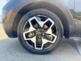 Used 2022 Hyundai Santa Cruz Limited image 3