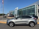 Used 2020 Ford Edge SE image 2
