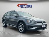 Used 2017 Volkswagen Golf Alltrack SEL image 2