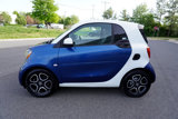 Used 2017 smart fortwo passion image 4