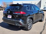 Used 2024 Toyota Corolla Cross XLE image 3