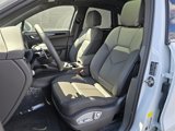 Used 2025 Porsche Macan image 5