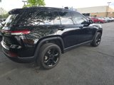 Used 2022 Jeep Grand Cherokee Altitude image 3
