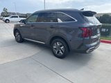 Used 2021 Kia Sorento S image 3