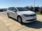 Used 2017 Chrysler Pacifica LX image 4