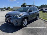 Used 2018 Toyota Highlander Limited image 3