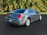 Used 2018 Chrysler 300 Touring L image 5