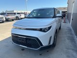 Used 2023 Kia Soul LX w/ LX Technology Package image 3