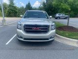 Used 2017 GMC Yukon XL SLT image 2